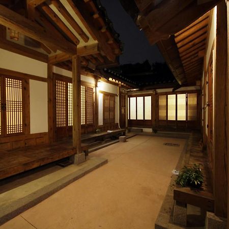 Doo Hanok Guesthouse Séoul Extérieur photo