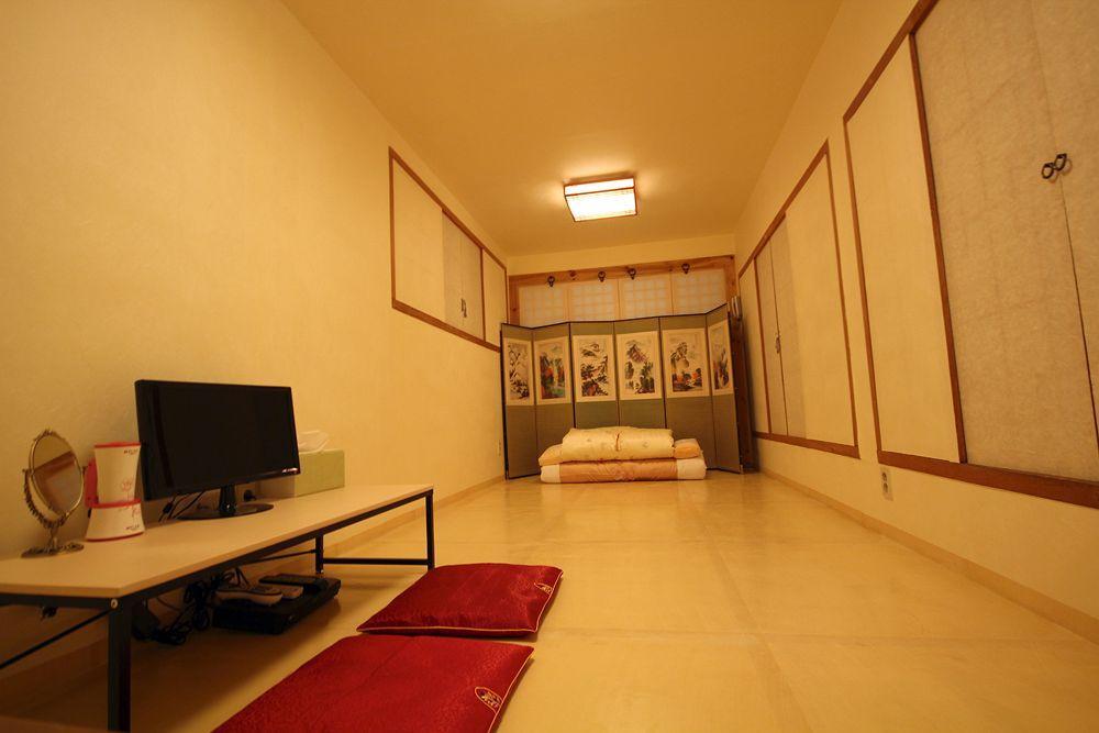 Doo Hanok Guesthouse Séoul Extérieur photo